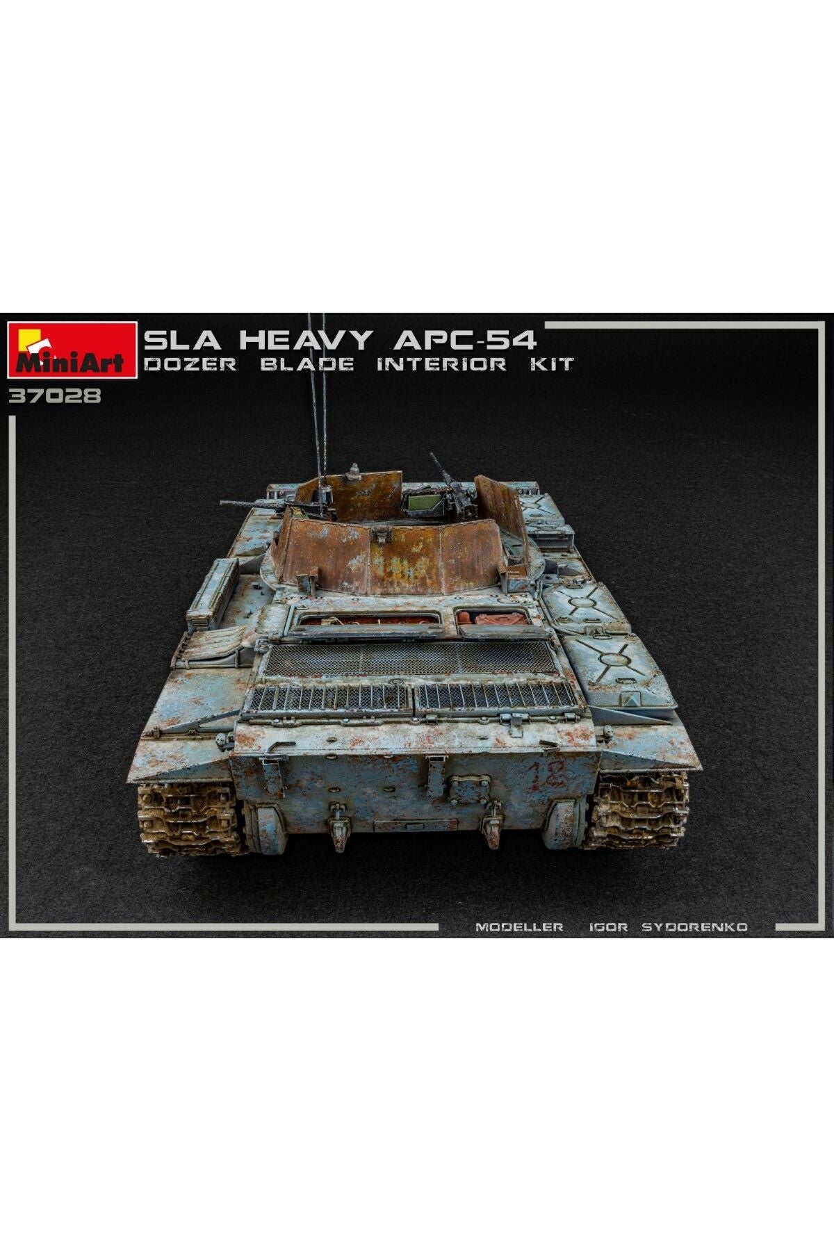 MiniArt Dozer Bıçaklı SLA APC T-54 Interior Kit