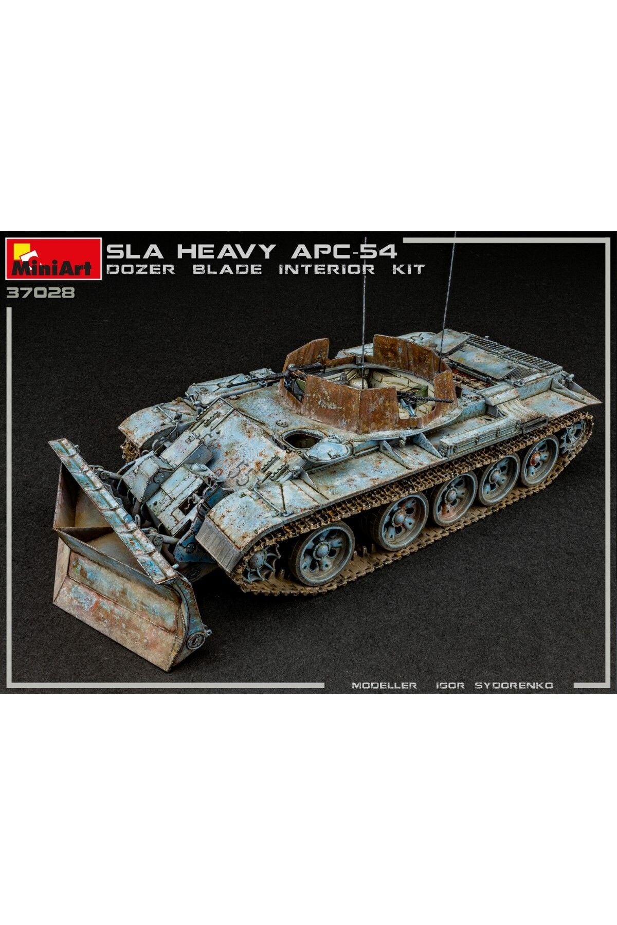 MiniArt Dozer Bıçaklı SLA APC T-54 Interior Kit