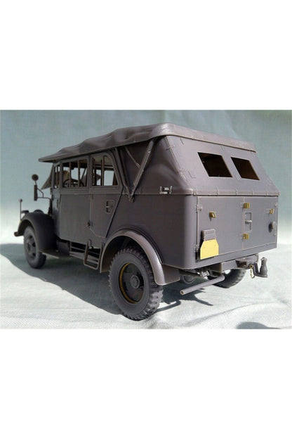 MiniArt L1500A (Kfz.70) Alman Personel Arabası